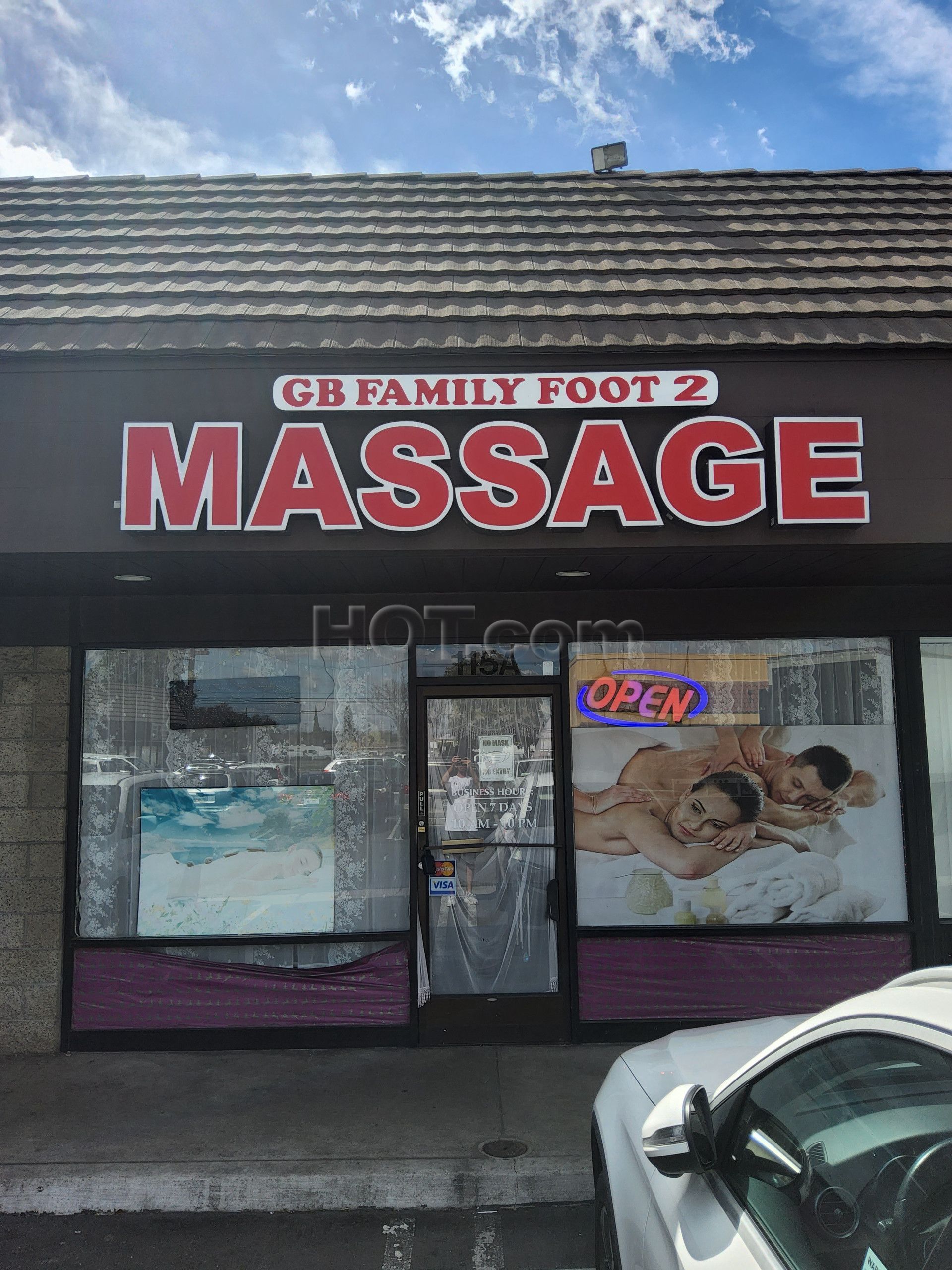 Santa Ana, California Gb Family Foot 2 Massage