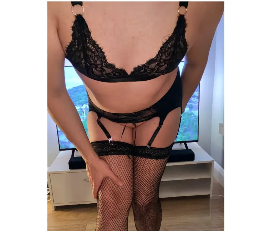 Escorts Dalston, England ✨BIG juicy ass available🍑for hungry TOPs
