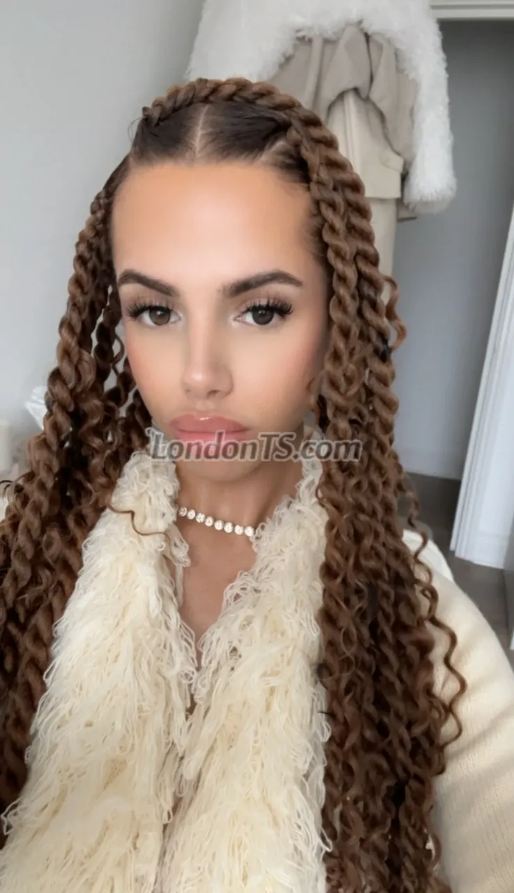 Escorts London, England ArielMay