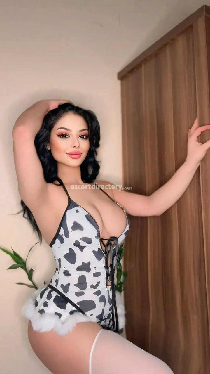 Escorts Dubai, United Arab Emirates Roro