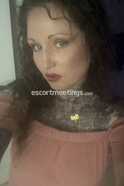 Escorts Phoenix, Arizona Persia