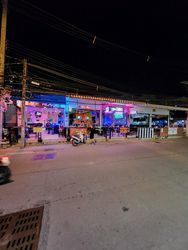 Beer Bar Pattaya, Thailand Ray Bar