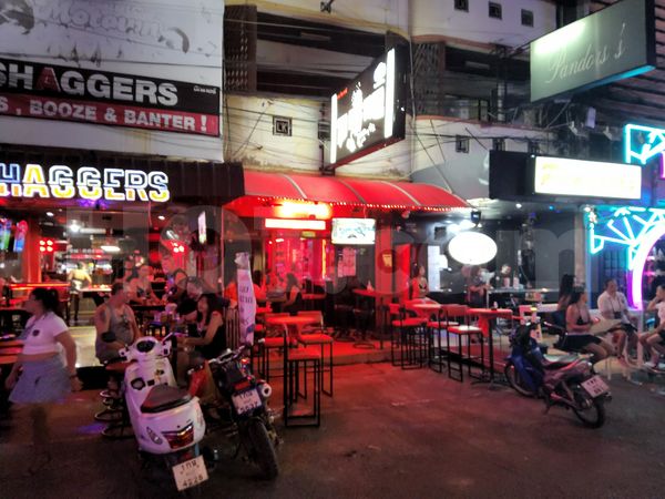 Beer Bar / Go-Go Bar Pattaya, Thailand The Rock House