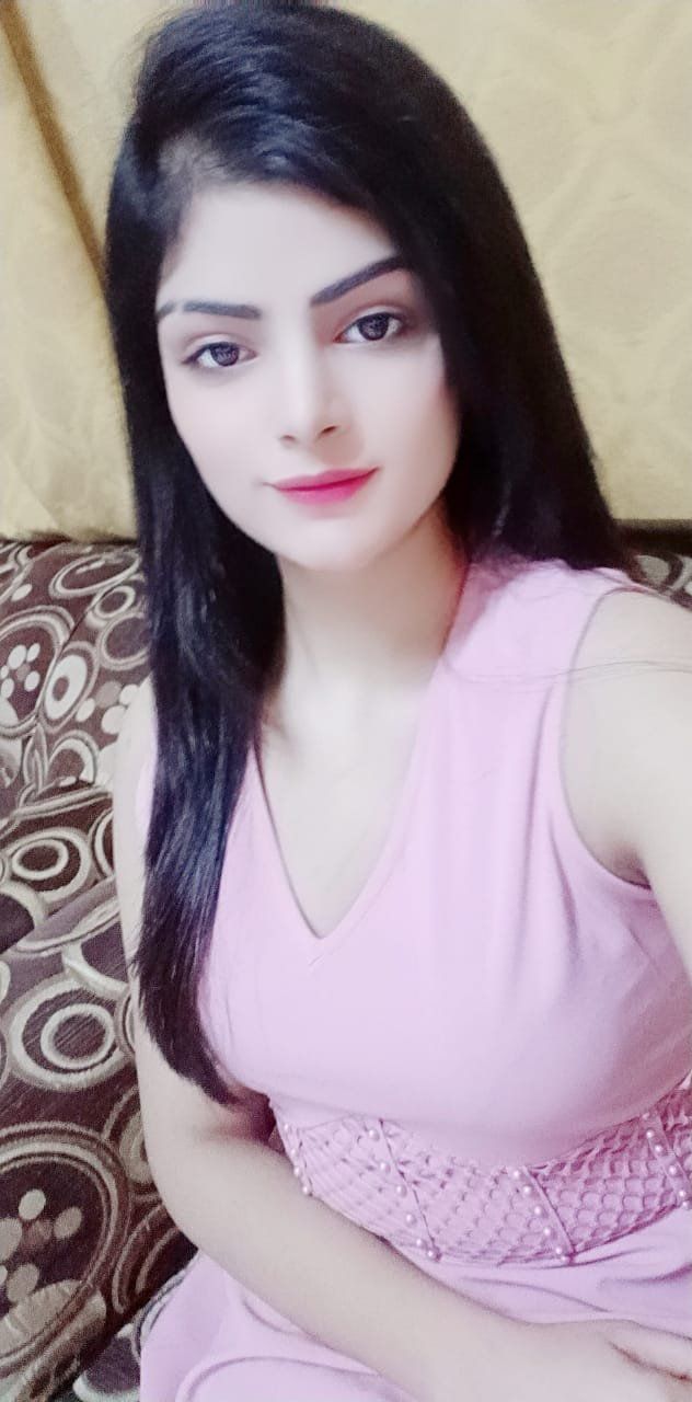 Escorts Abu Dhabi, United Arab Emirates Zasmin Indian Girl