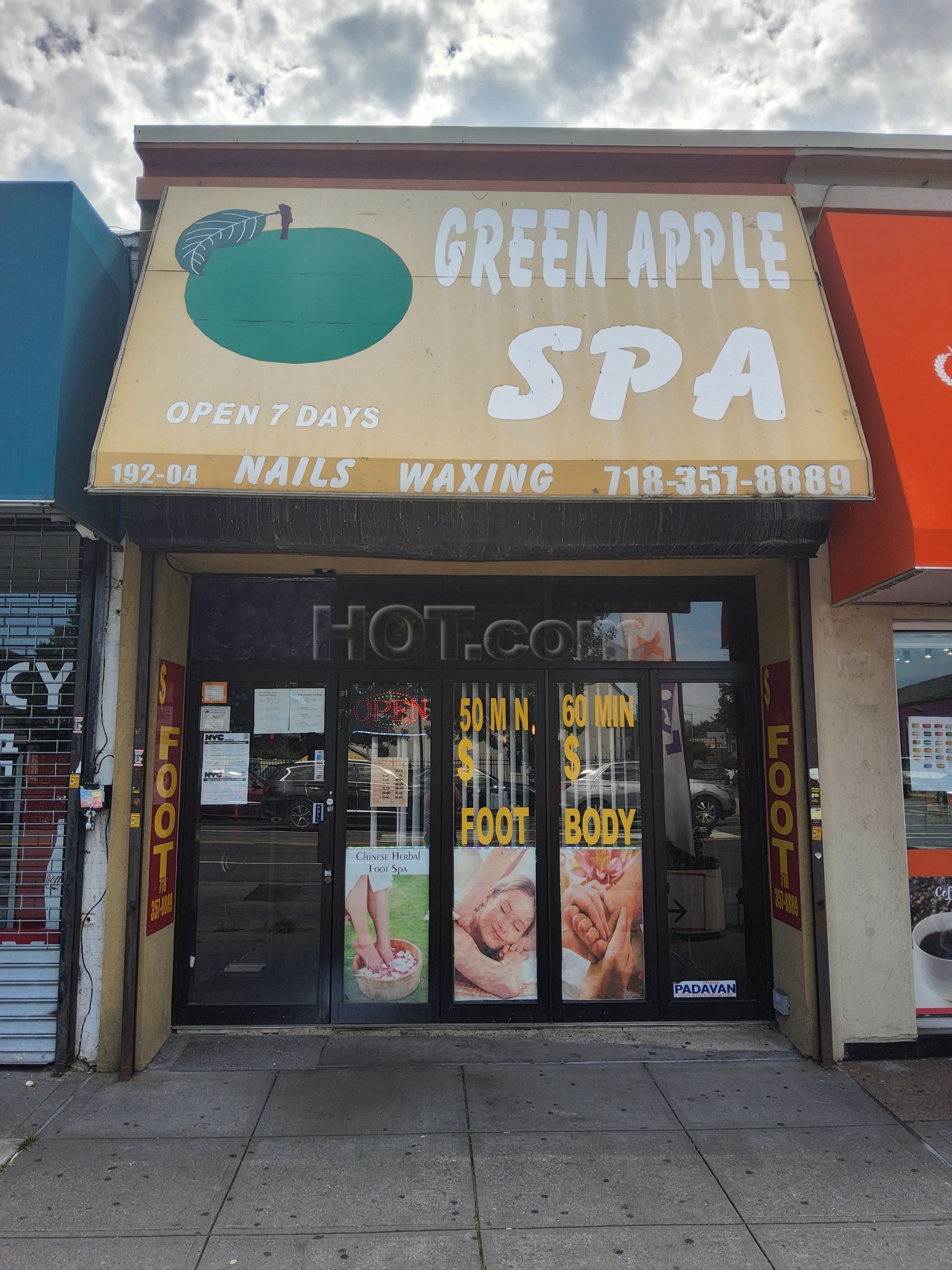 Flushing, New York Green Apple Spa