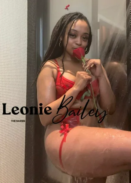 Escorts Oakland, California Leonie | You’re natural goddess awaits you