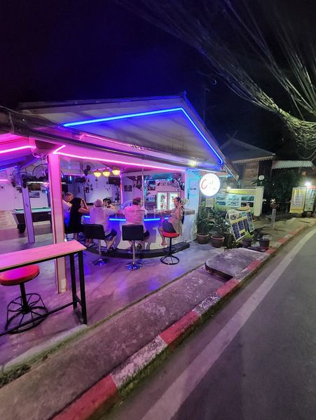 Beer Bar / Go-Go Bar Ko Samui, Thailand Cat Bar
