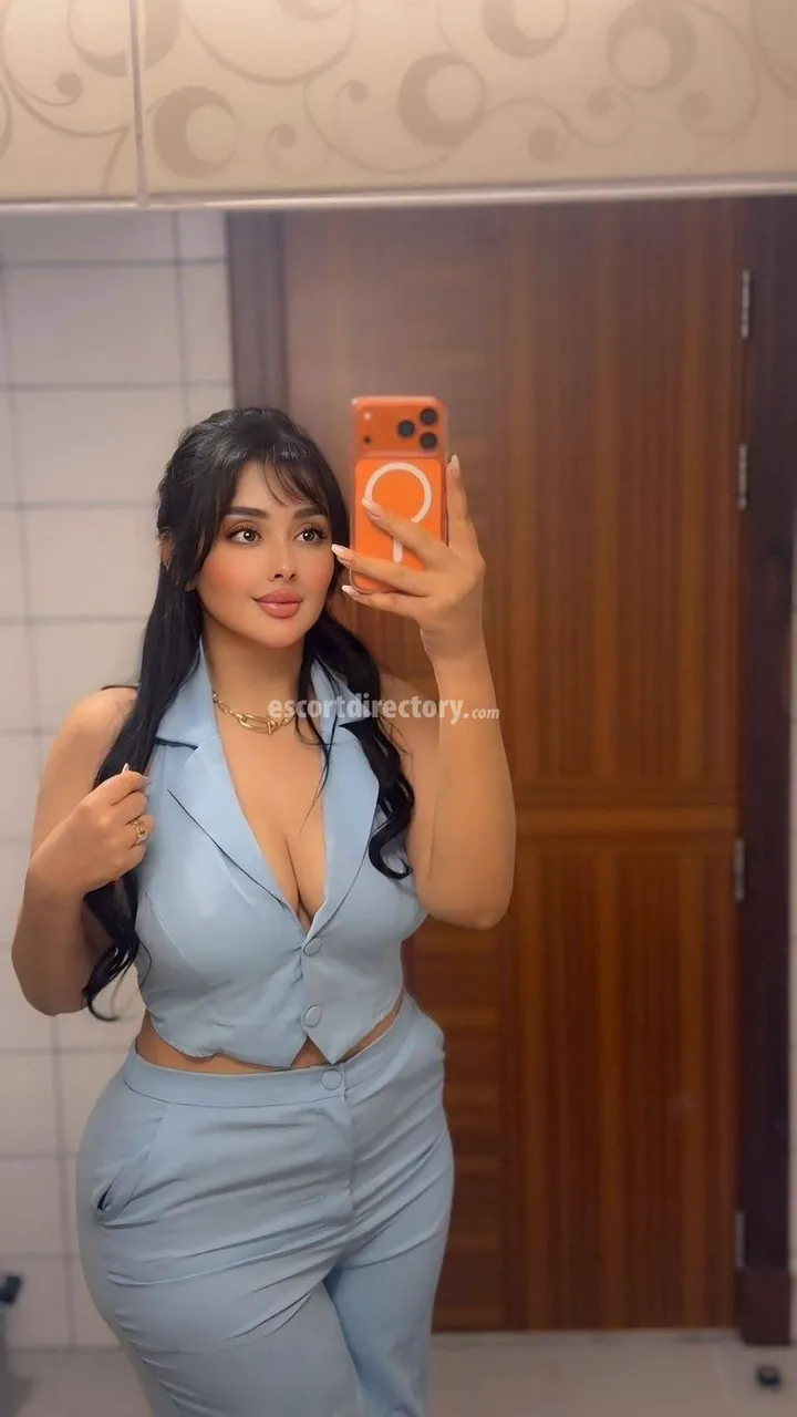 Escorts Abu Dhabi, United Arab Emirates Jasmine