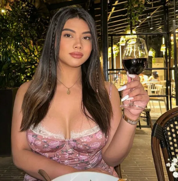 Escorts Netherlands Alina
