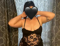 Escorts London, Ontario YOUR FAVOURITE CUMSLUT!BBWPARTYFRIENDLY-CUM & FUCK ME -