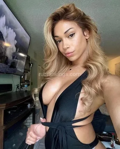 Escorts Milwaukee, Wisconsin A TRANS GIRL ?INCALL?, OUTCALL, CAR CALL, EROTIC