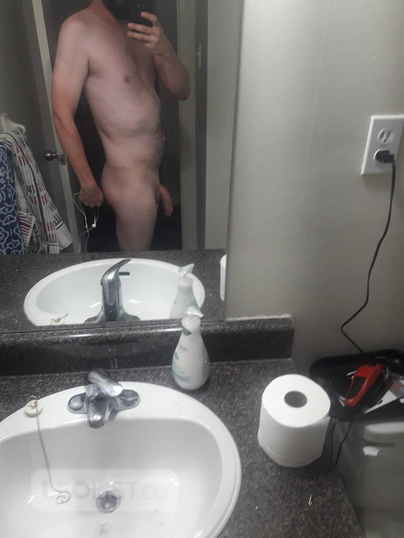 Escorts London, Ohio hung and looking to please