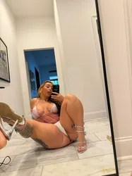 Escorts Austin, Texas I’M DOWN TO FUCK👅🍆🍑💦👅🍆🍑💦👅🍆🍑💦👅🍆🍑💦