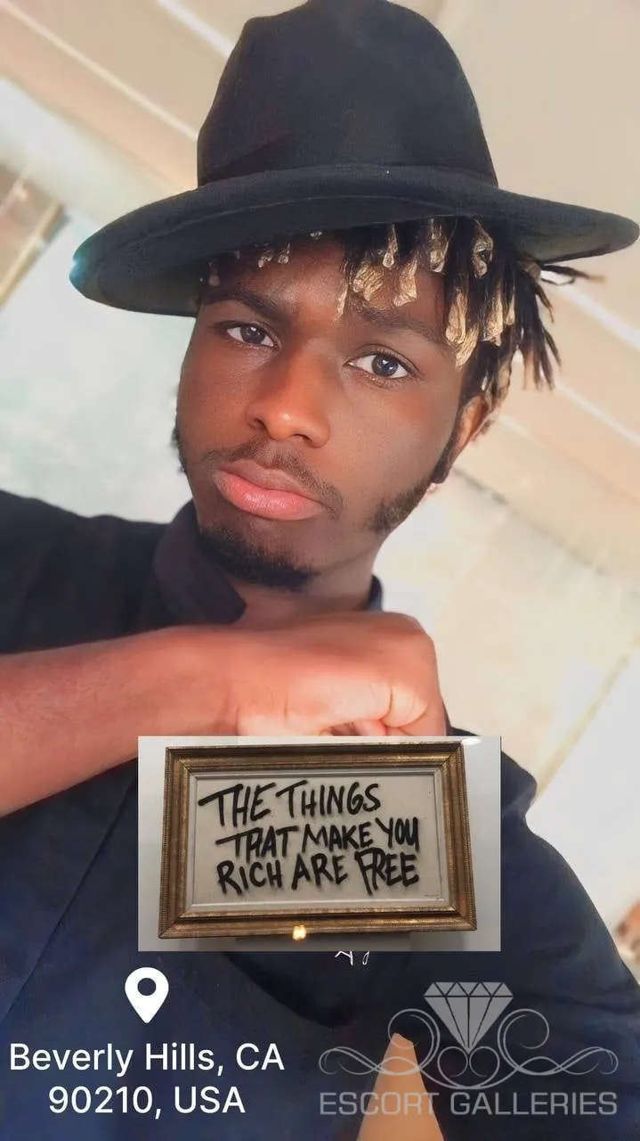 Escorts Moscow, Russia Charming voyager