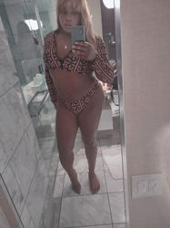 Escorts Las Vegas, Nevada sexy black chic in the valley ass fat and mouth wet wat up