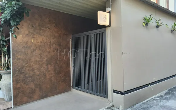 Massage Parlors Bangkok, Thailand Siri Giriya Spa