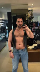 Escorts Amsterdam, Netherlands Sir_Emir