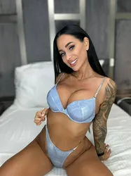 Body Rubs Dallas, Texas Rebecca  Escort model