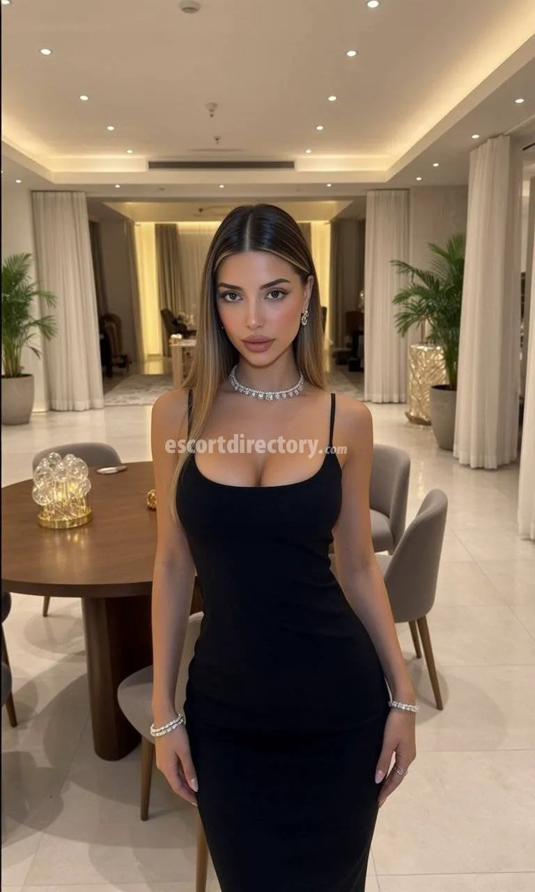 Escorts Riyadh, Saudi Arabia Meral