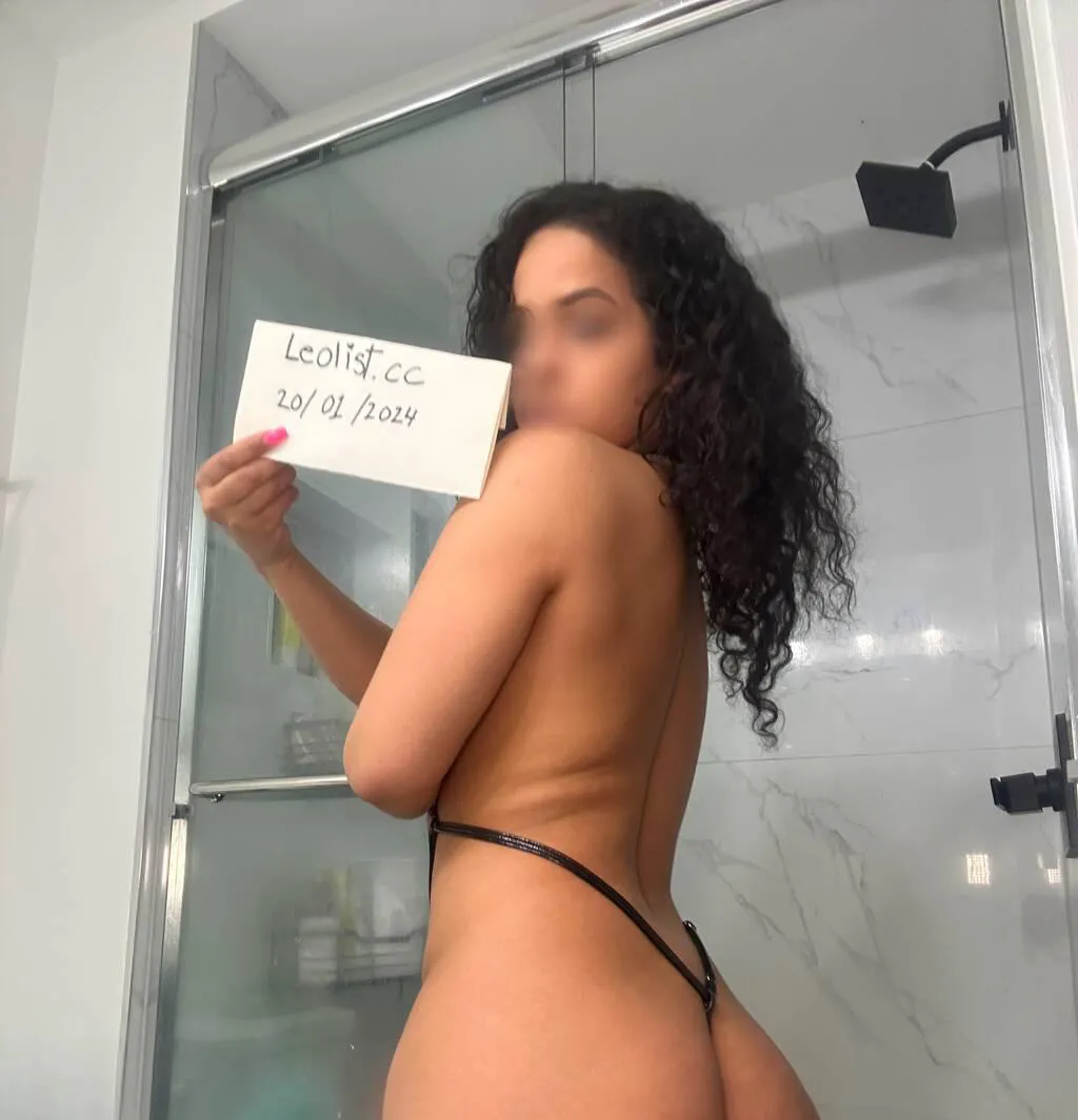 Escorts Oakville, Ontario Zaria