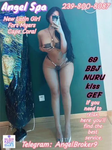 Escorts Fort Myers, Florida Grand opening New store opening new owner new girl