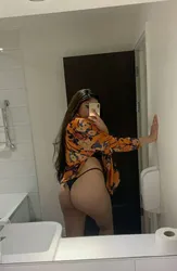 Escorts Brampton, Ontario Harman kaur