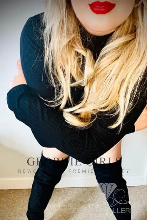 Escorts Newcastle upon Tyne, England Laura