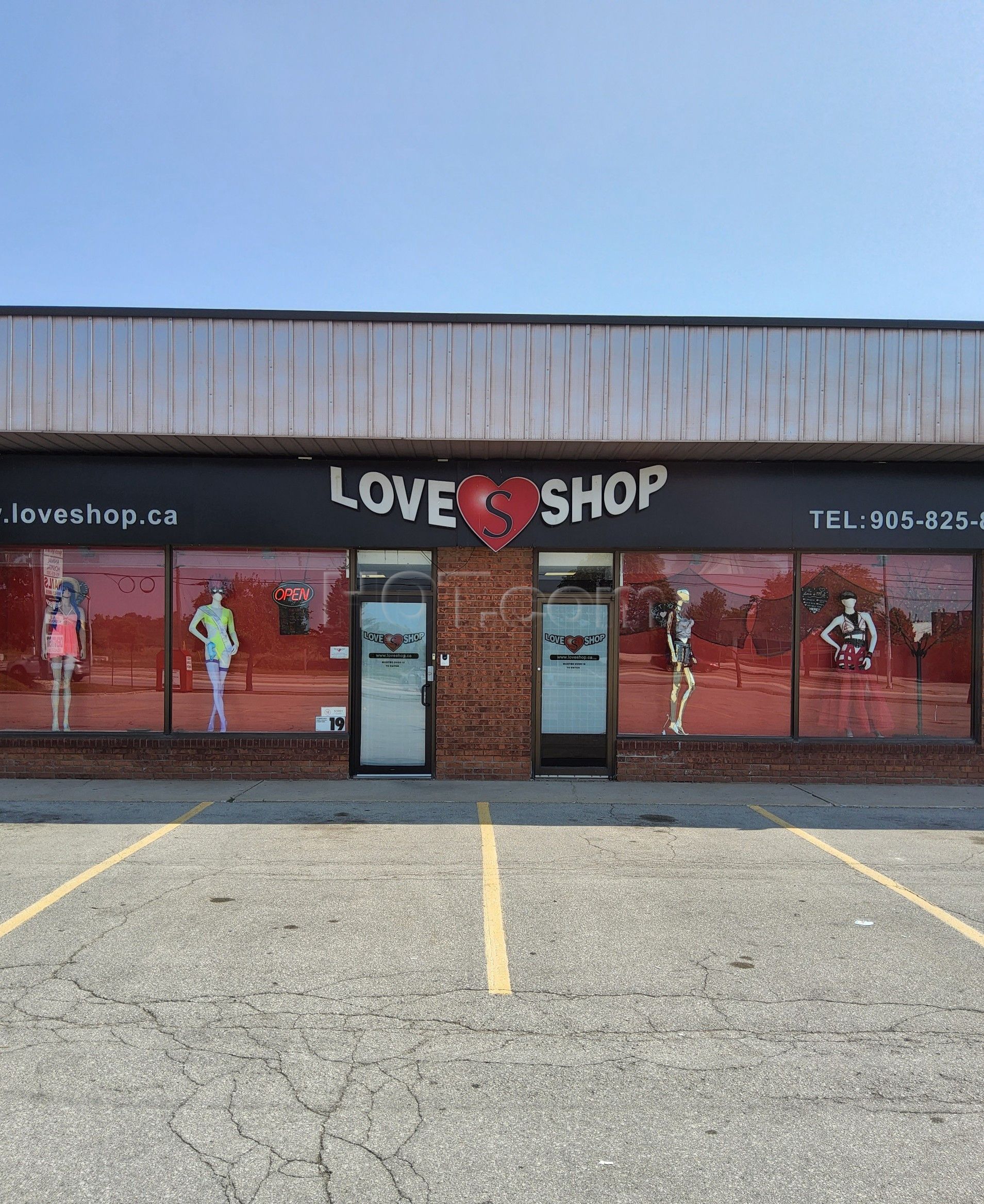 Oakville, Ontario Love Shop