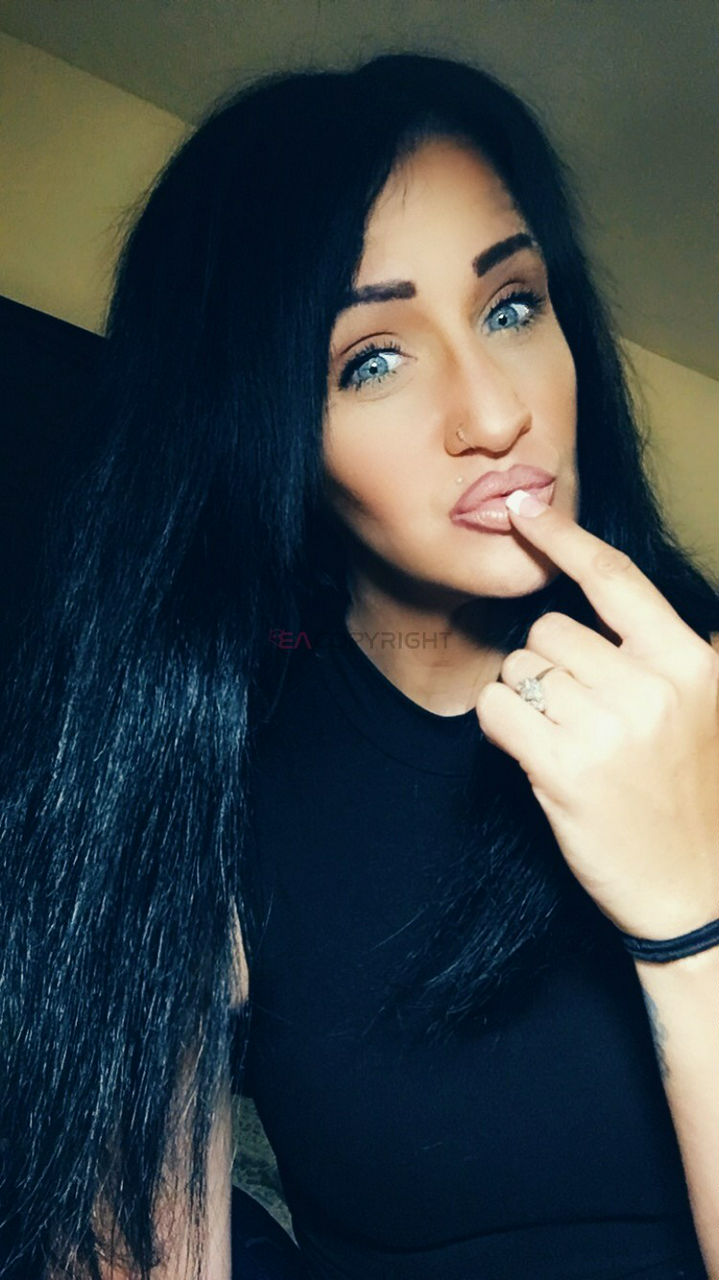 Escorts Altoona, Pennsylvania Mistress Lyra Luxe