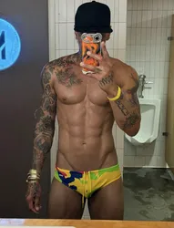 Escorts Palm Springs, California KyleCooper