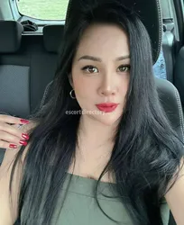 Escorts Manama, Bahrain Linda