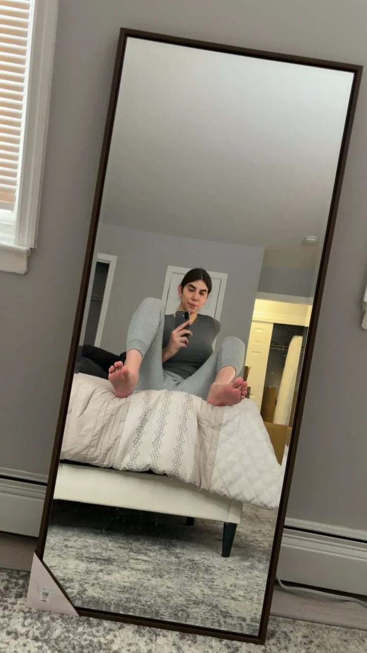 Escorts Long Island City, New York Central Islip