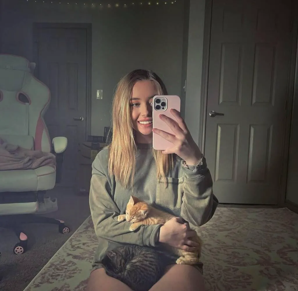 Escorts Moncton, New Brunswick Sasha