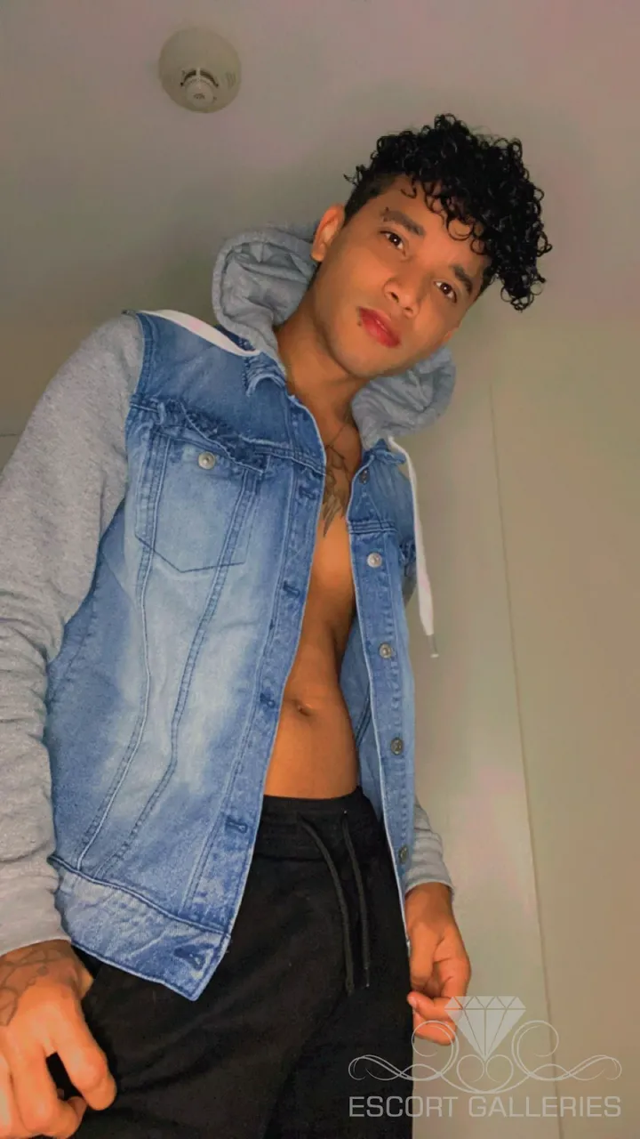 Escorts New York City, New York Yiver aponte