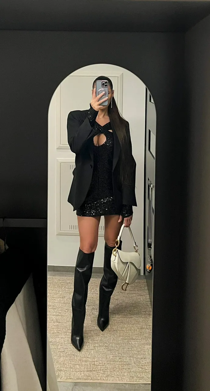 Escorts Zurich, Switzerland Elite Nina Rose
