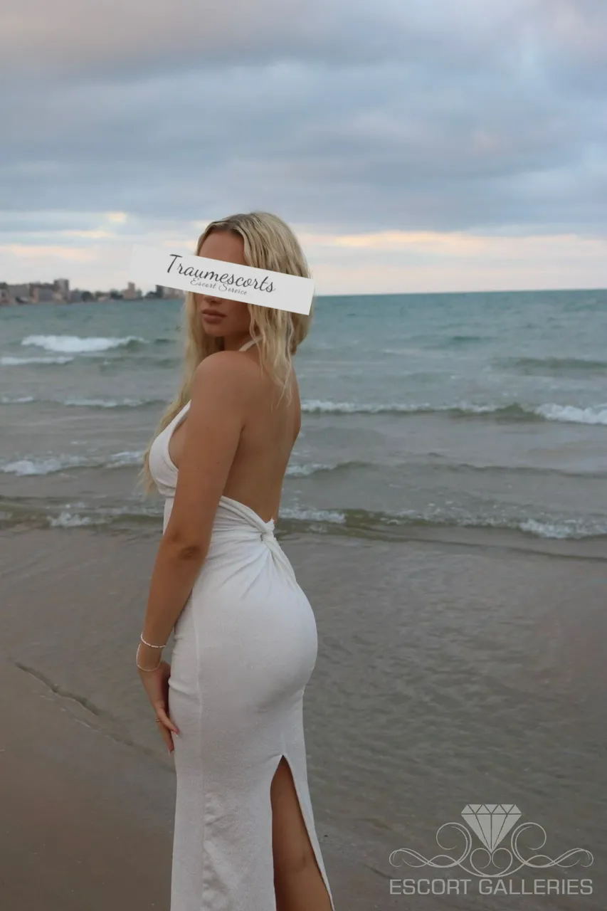 Escorts Kiel, Germany null