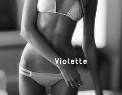 Escorts Montreal, Quebec *OPEN LATE*