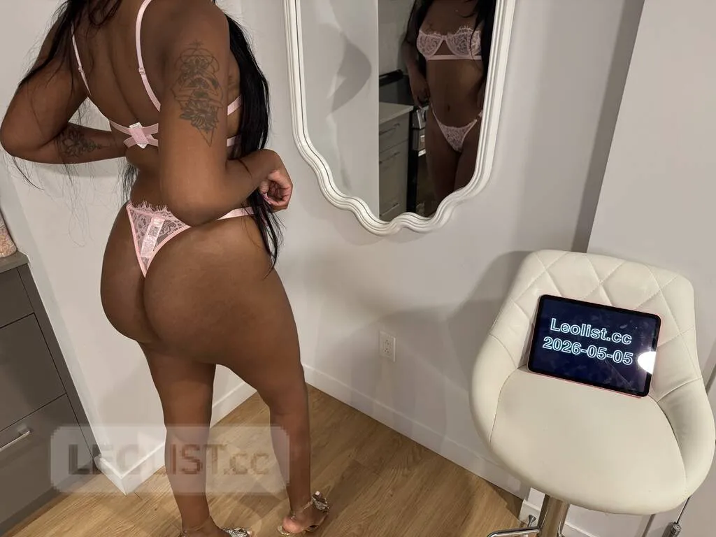 Escorts Trois-Rivieres, Quebec Sexy aisha