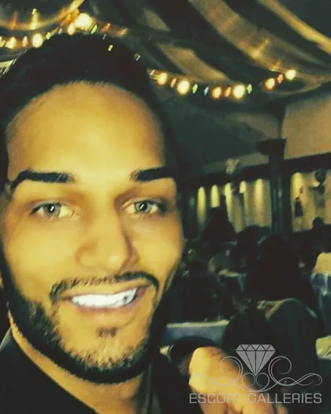 Escorts Dusseldorf, Germany Armando