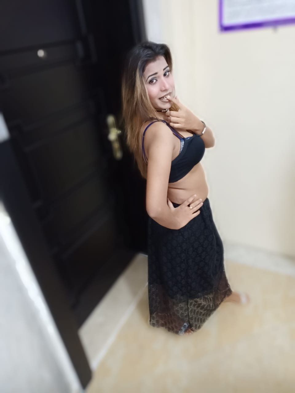 Escorts Abu Dhabi, United Arab Emirates Kiran Anal Girl