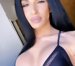 Escorts Leicester, England Shemale dominatrix just top incall outtcall