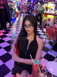 Escorts Makati City, Philippines Euriitorres