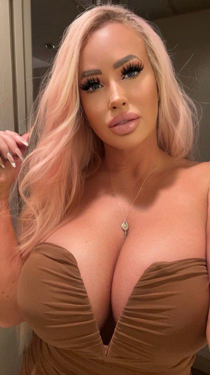 Escorts Costa Mesa, California Ashleyanders