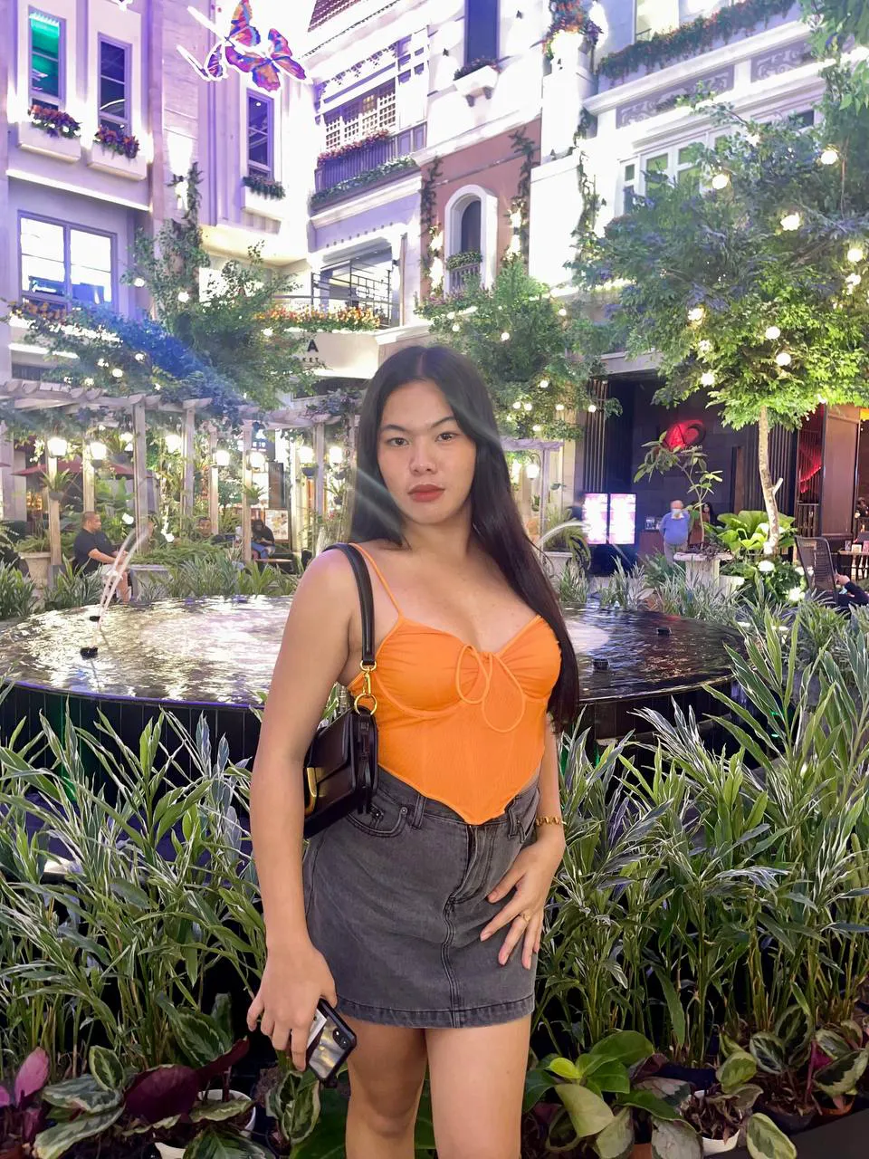 Escorts Philippines andrea cumshow