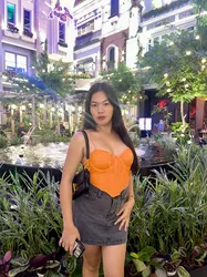 Escorts Philippines andrea cumshow