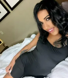 Escorts Chicago, Illinois Lía latina