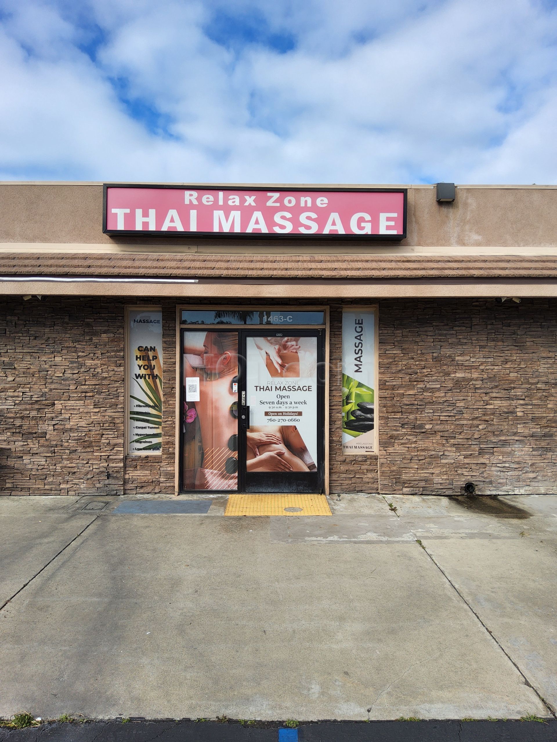 Vista, California Relax Zone Thai Massage