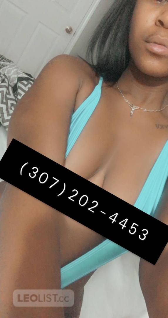 Escorts Chatham, Illinois OUTCALLS ONLY new2town petite barbie doll ❥