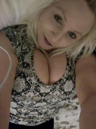 Escorts Ocala, Florida SEXY MILFY  LETS SET OFF SOME FIREWORKS 🎆🎇