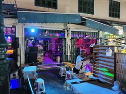 Freelance Bar Bangkok, Thailand Boozy Bar